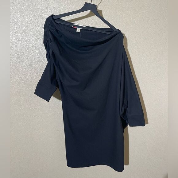 Sold  - Picture 2 of 5